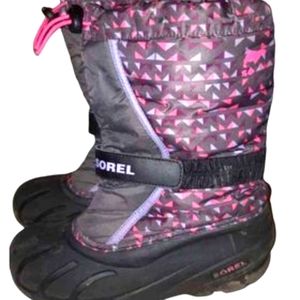 Sorel Girls Size 5 Winter Boots